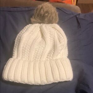 Cozy White Knit Pom-Pom Beanie